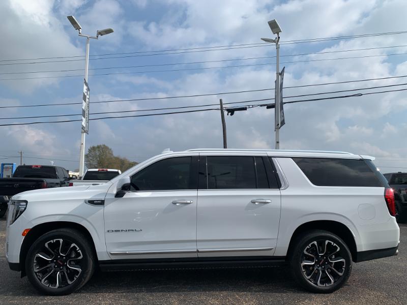 GMC Yukon XL Denali 2WD 2023