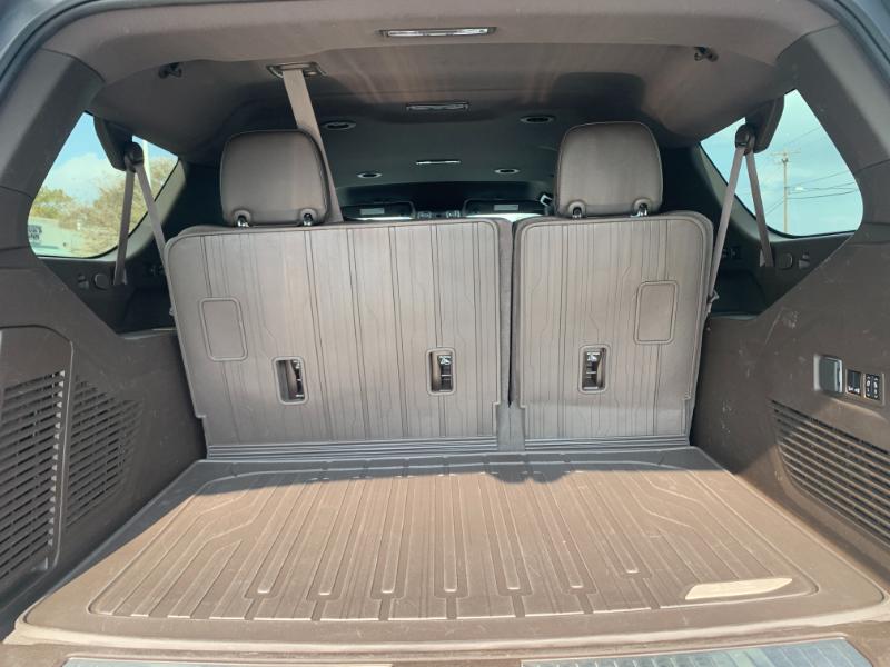 GMC Yukon XL Denali 2WD 2023