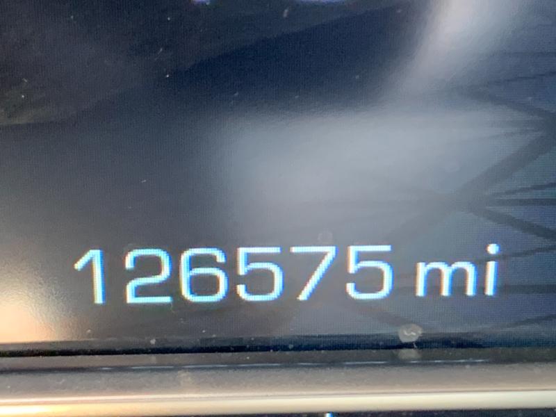 GMC Yukon XL SLT 2WD 2023