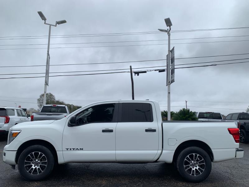 Nissan Titan S Crew Cab 2WD 2023