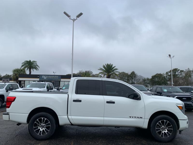 Nissan Titan S Crew Cab 2WD 2023