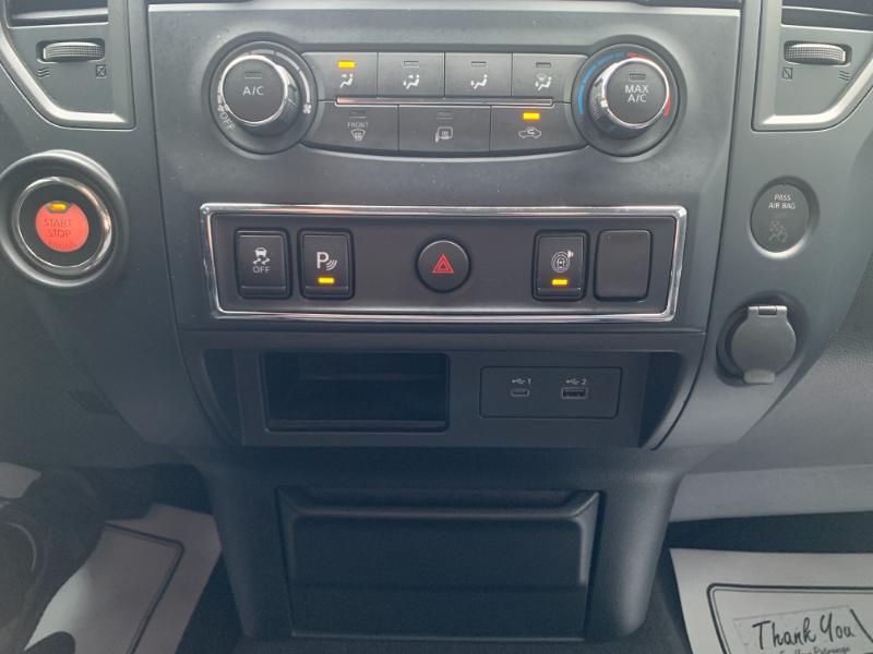 Nissan Titan S Crew Cab 2WD 2023