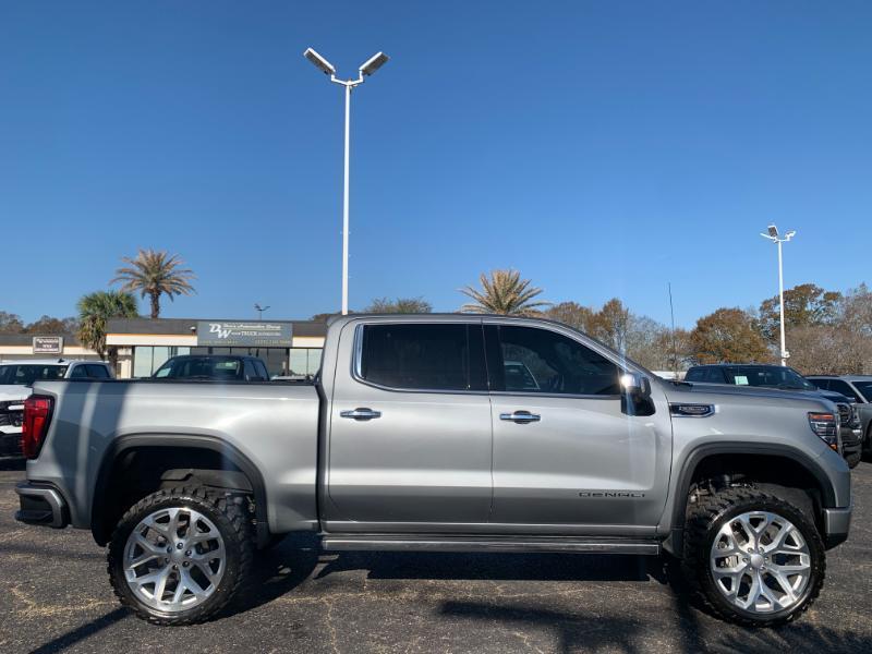 GMC Sierra 1500 Denali Crew Cab Short Box 4WD 2024
