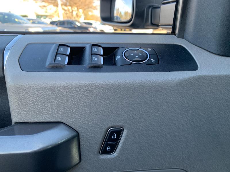 Ford F-350 SD Crew Cab 4WD 2022