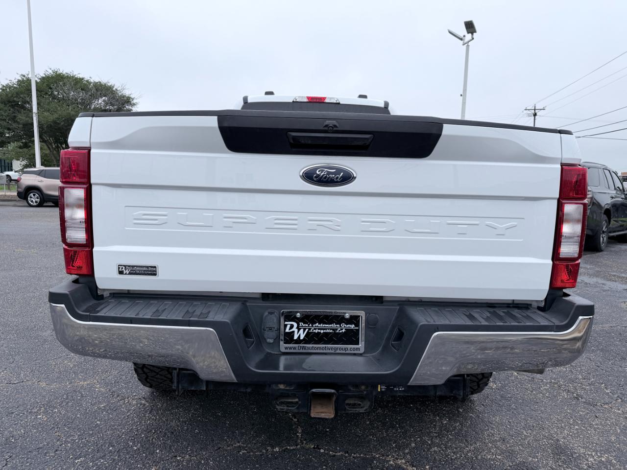 Ford F-350 SD XL 4WD Crew Cab 8' Box 2022