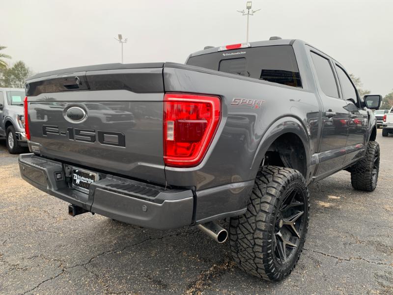 Ford F-150 Lariat SuperCrew 4WD 2023