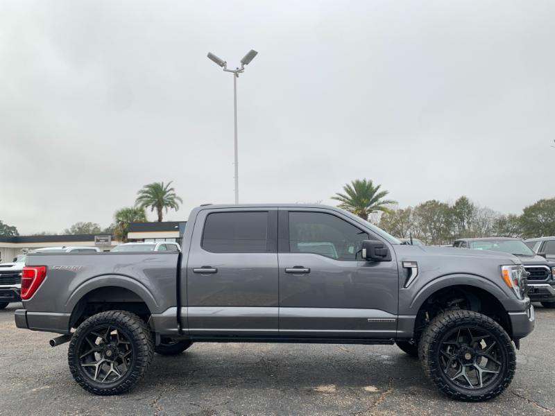 Ford F-150 Lariat SuperCrew 4WD 2023