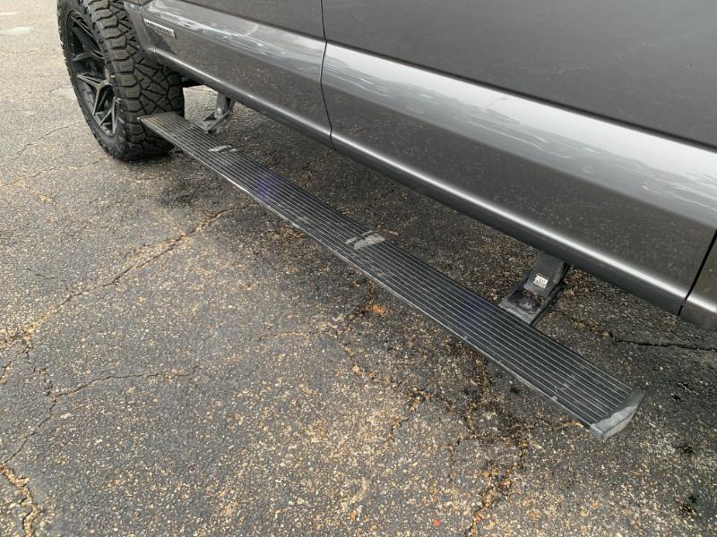 Ford F-150 Lariat SuperCrew 4WD 2023