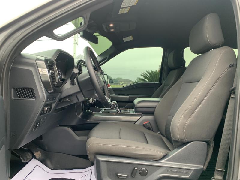 Ford F-150 Lariat SuperCrew 4WD 2023