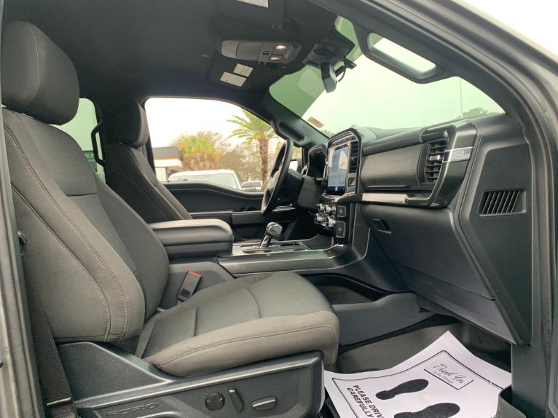 Ford F-150 Lariat SuperCrew 4WD 2023