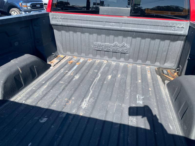 Chevrolet Silverado 1500 High Country Crew Cab Long Box 4WD 2021