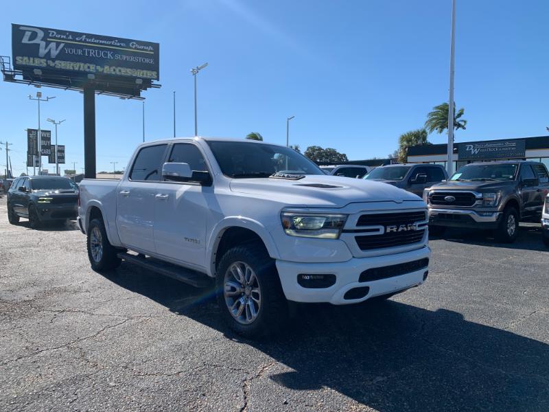 RAM 1500 Laramie Crew Cab 4WD 2020