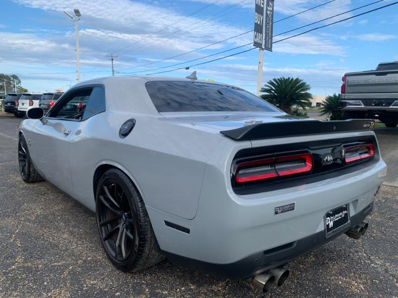 Dodge Challenger R/T SCAT Pack 2020