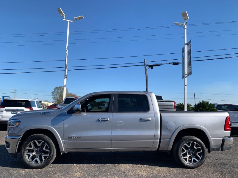 RAM 1500 Laramie Crew Cab SWB 4WD 2025