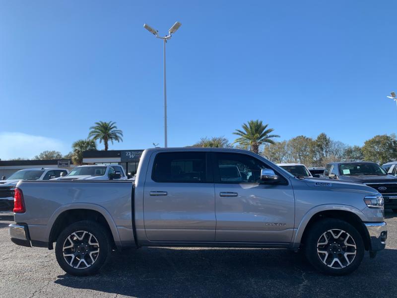 RAM 1500 Laramie Crew Cab SWB 4WD 2025