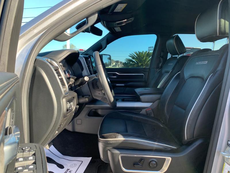 RAM 1500 Laramie Crew Cab SWB 4WD 2025