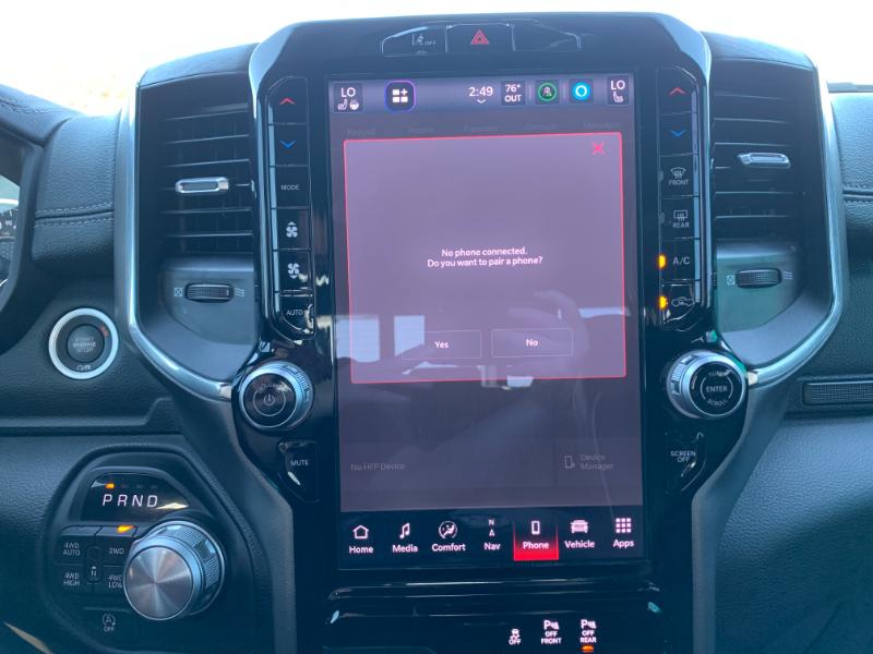 RAM 1500 Laramie Crew Cab SWB 4WD 2025