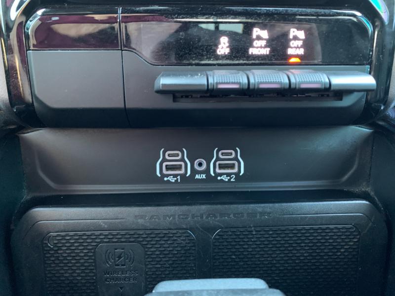 RAM 1500 Laramie Crew Cab SWB 4WD 2025