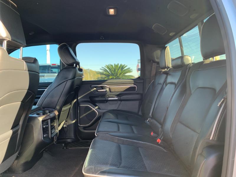 RAM 1500 Laramie Crew Cab SWB 4WD 2025