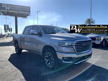 2025 RAM 1500 Laramie Crew Cab SWB 4WD
