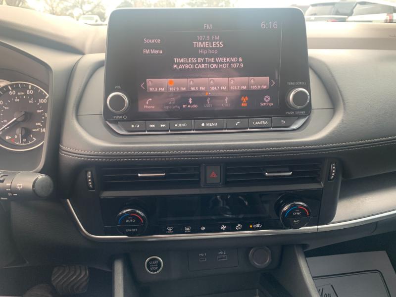 Nissan Rogue SV 2023