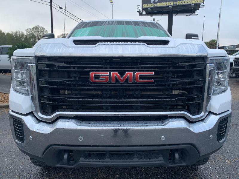 GMC Sierra 2500HD Pro Crew Cab 4WD SB 2023