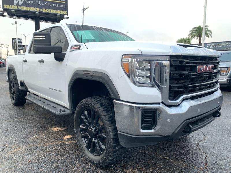 GMC Sierra 2500HD Pro Crew Cab 4WD SB 2023
