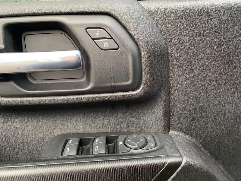 GMC Sierra 2500HD Pro Crew Cab 4WD SB 2023