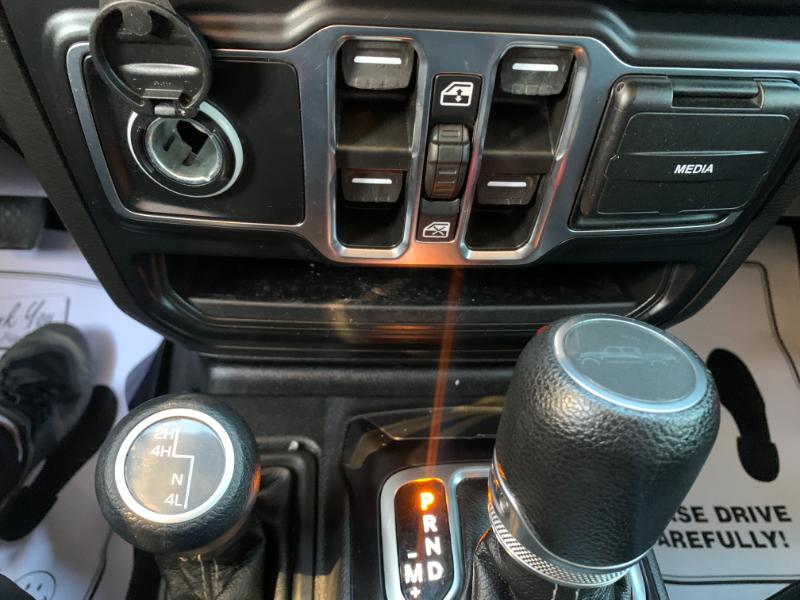 Jeep Gladiator Overland 2023