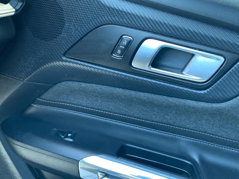 Ford Mustang EcoBoost Coupe 2024