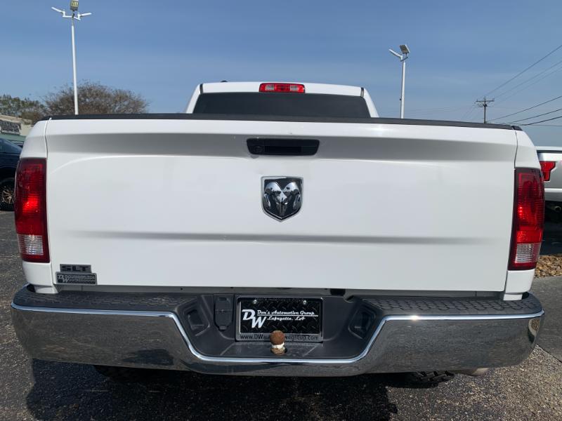 RAM 1500 SLT Quad Cab 4WD 2024