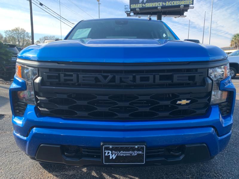 Chevrolet Silverado 1500 Custom Crew Cab 2WD 2023