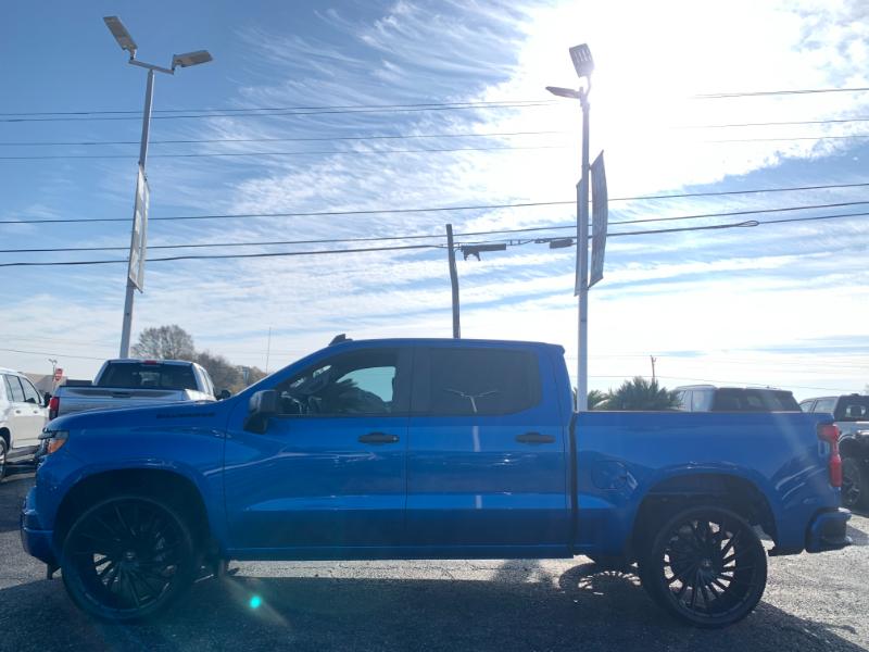 Chevrolet Silverado 1500 Custom Crew Cab 2WD 2023