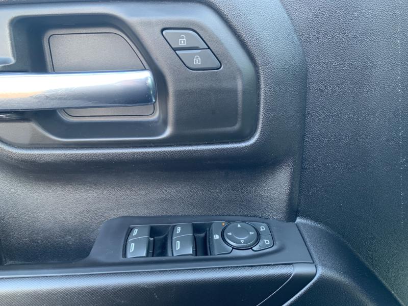 Chevrolet Silverado 1500 Custom Crew Cab 2WD 2023