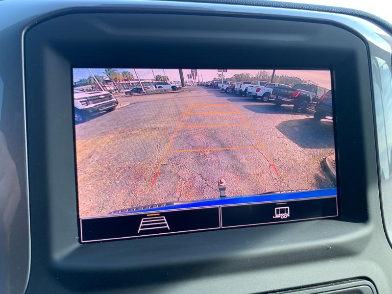 Chevrolet Silverado 1500 Custom Crew Cab 2WD 2023