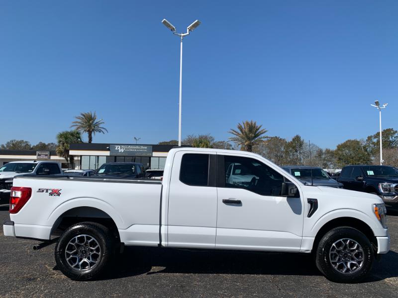 Ford F-150 Lariat SuperCab 4WD 2021