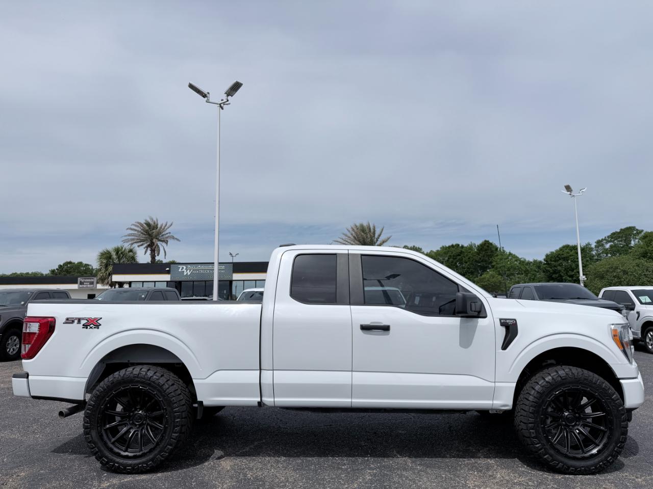 Ford F-150 XL 4WD SuperCab 6.5' Box 2021