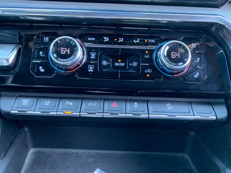 GMC Sierra 2500HD Denali Crew Cab 4WD SB 2024