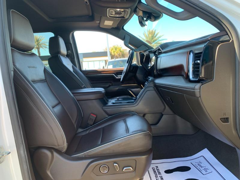 GMC Sierra 2500HD Denali Crew Cab 4WD SB 2024