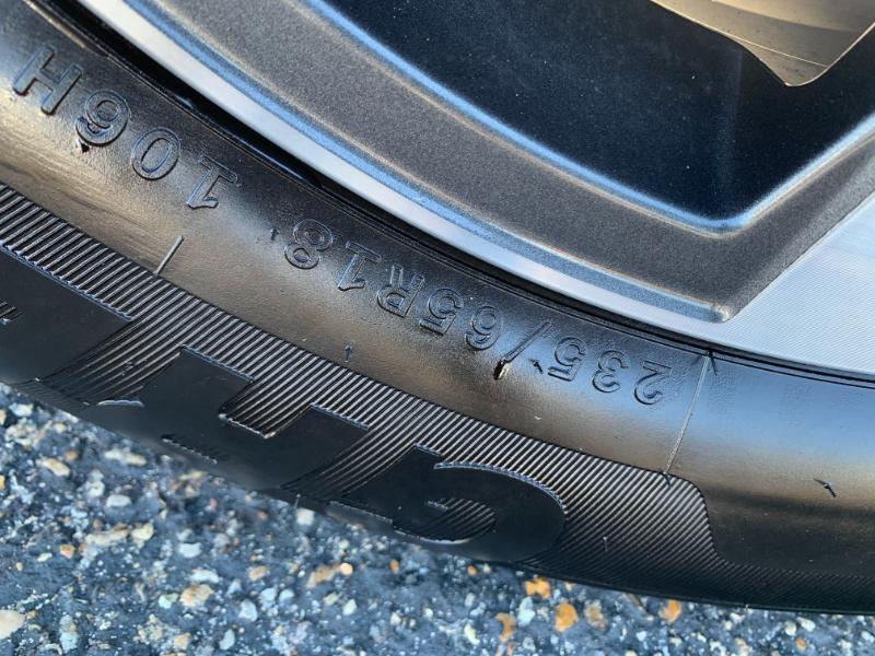 Toyota Highlander XLE FWD V6 2021