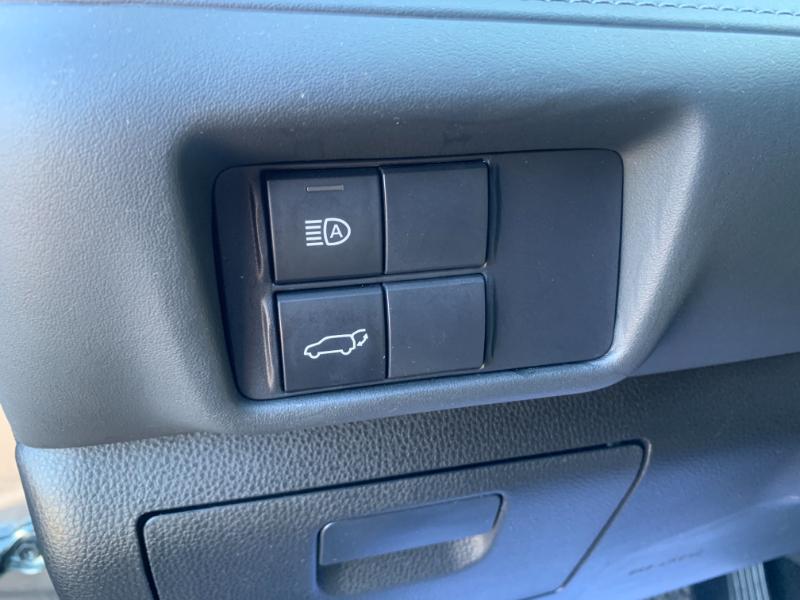 Toyota Highlander XLE FWD V6 2021