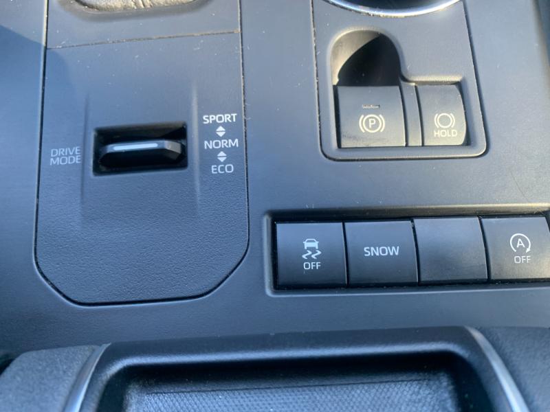 Toyota Highlander XLE FWD V6 2021