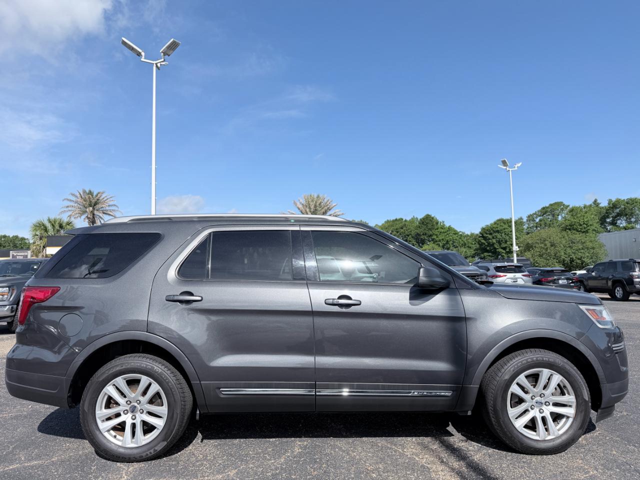 Ford Explorer XLT 4WD 2019