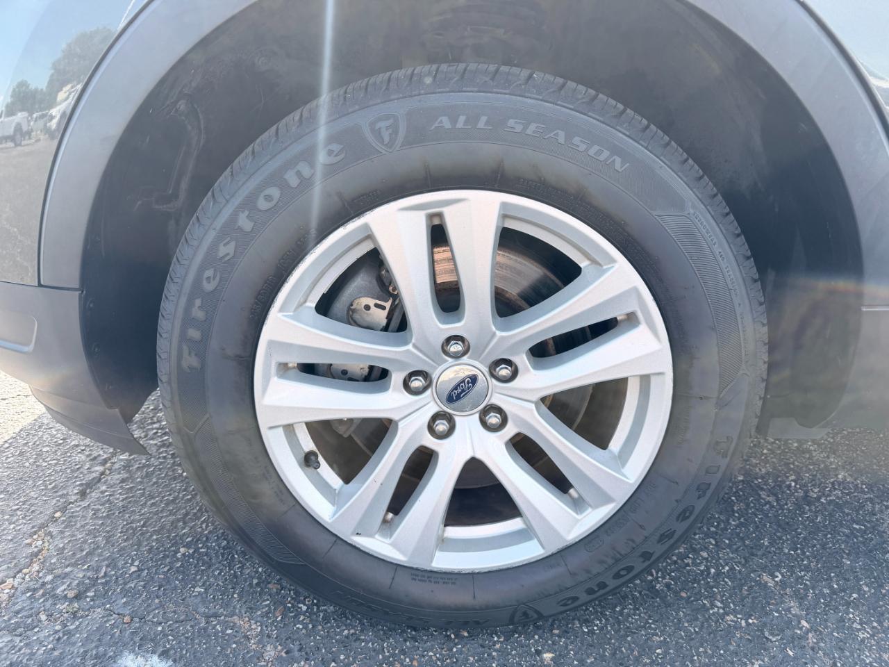 Ford Explorer XLT 4WD 2019