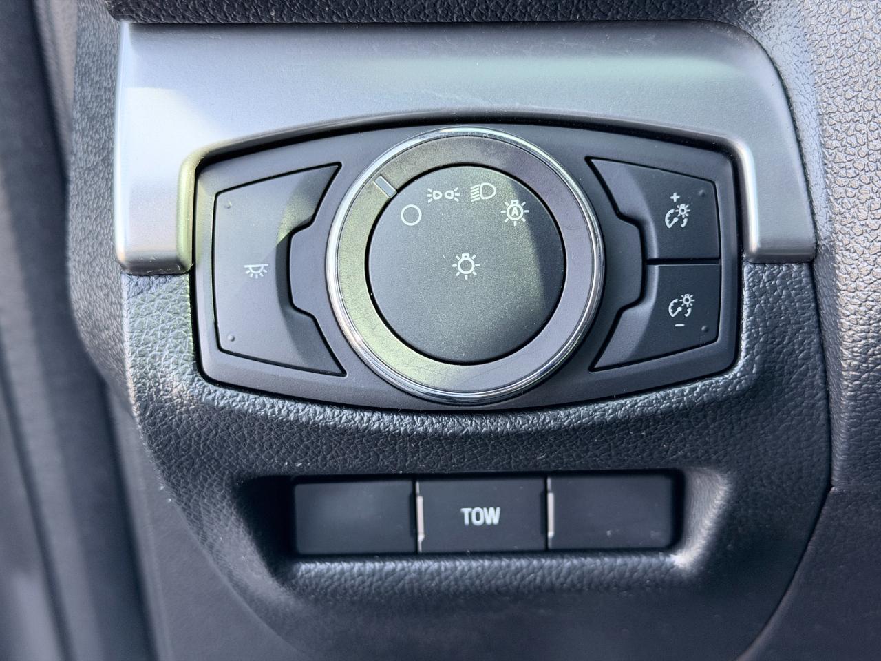 Ford Explorer XLT 4WD 2019