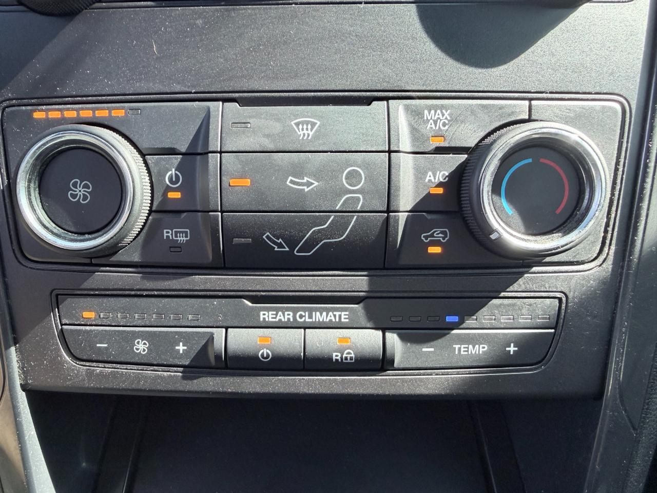 Ford Explorer XLT 4WD 2019