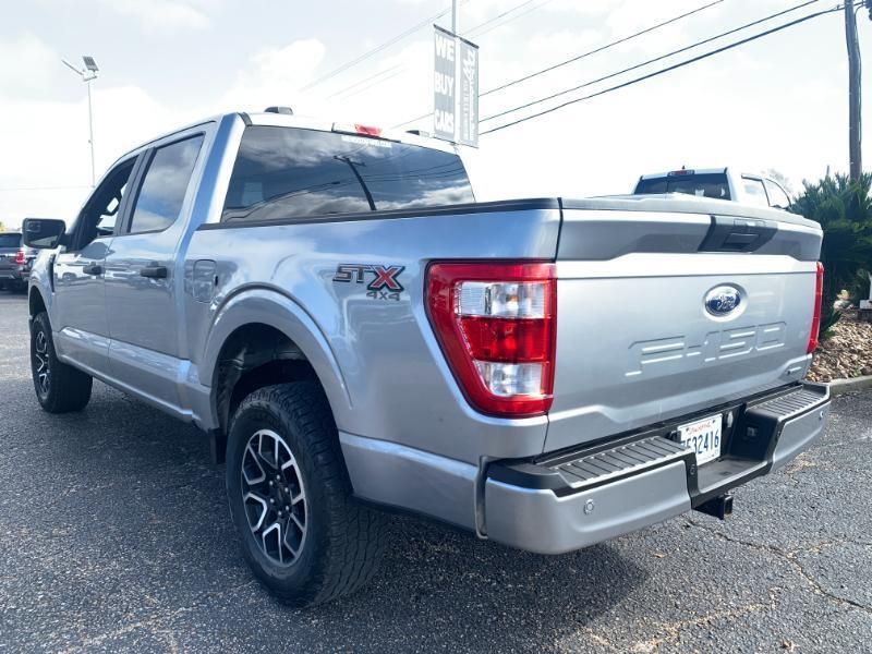 Ford F-150 STX SuperCrew 4WD 2023