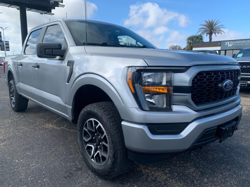 Ford F-150 STX SuperCrew 4WD 2023