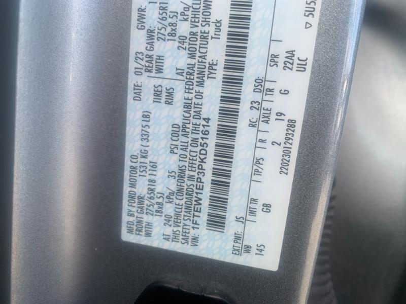 Ford F-150 STX SuperCrew 4WD 2023