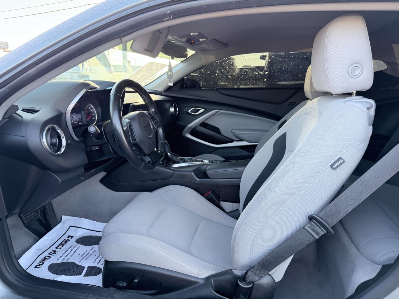 Chevrolet Camaro 2dr Cpe 1LT 2023